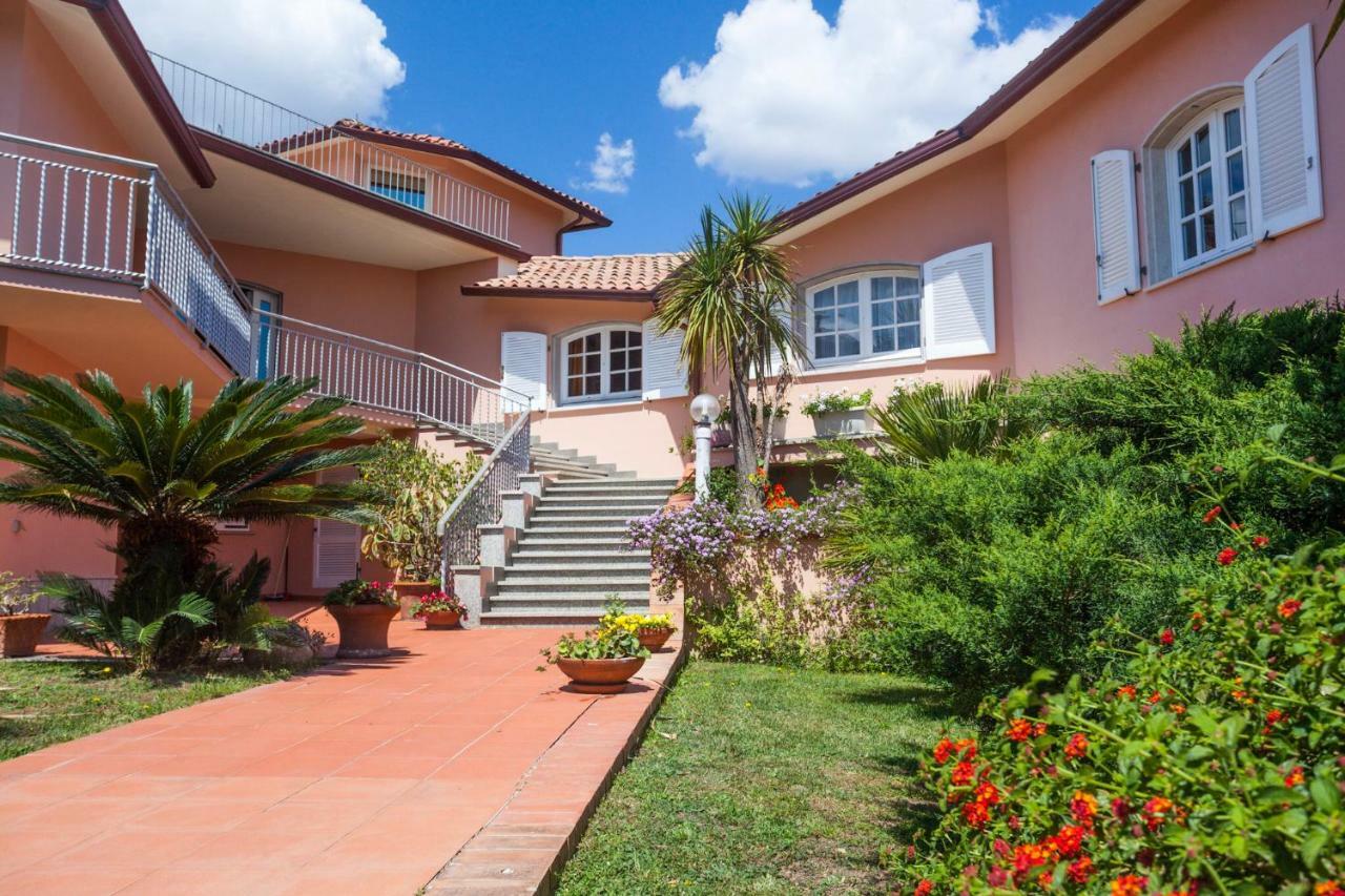 Tony Home Olbia Exterior foto